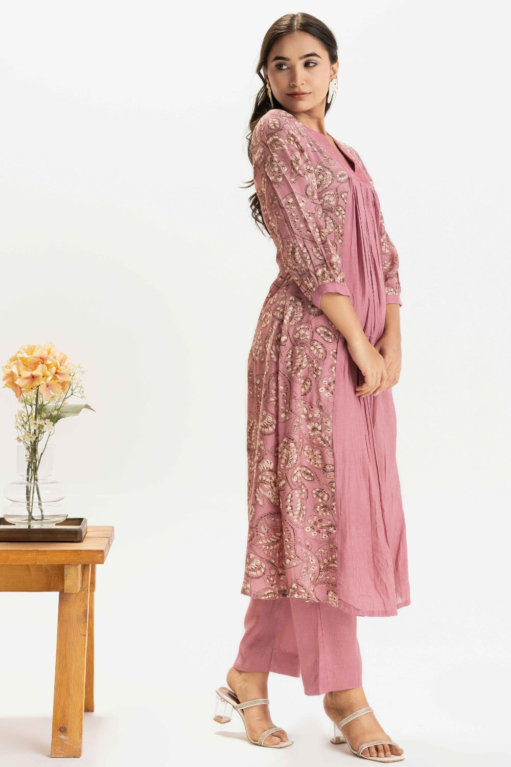 LIGHT PINK DELICATE PURE MUSLIN SOFT CO-ORD SET